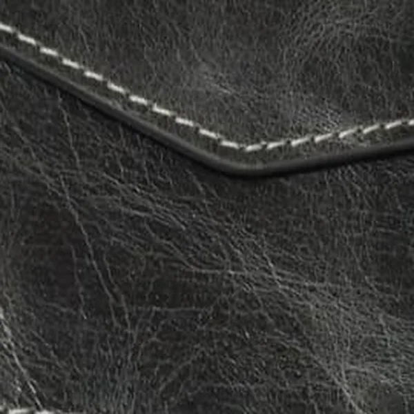 Grey crunch leather swatch